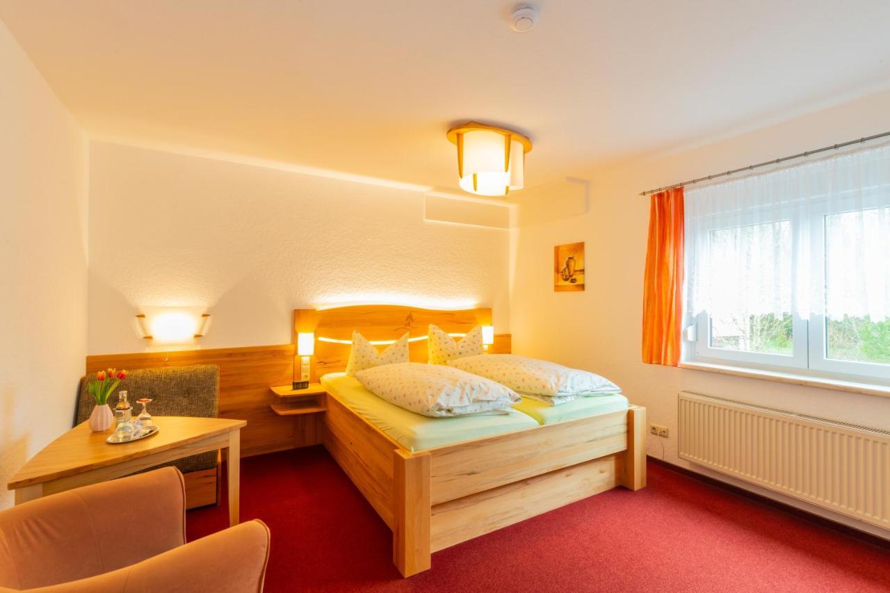 Rennsteighotel Gruener Baum شميدِفِلد آم رين المظهر الخارجي الصورة